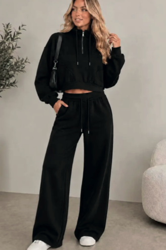 BLACK KNIT TROUSERS